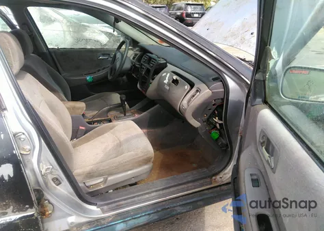 2002 Honda Accord 2.3 Lx from USA, damaged, VIN 3HGCG66522G706529